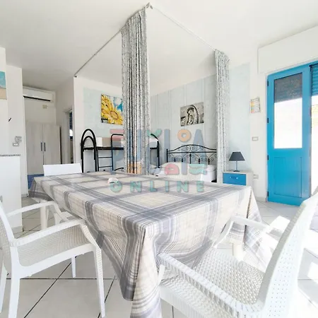 Apartment La Corte Sul Mare Puglia On Line Torre San Giovanni Ugento