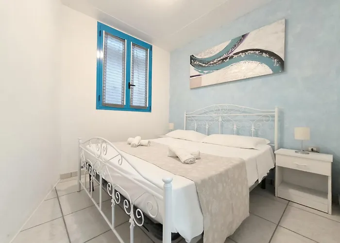 La Corte Sul Mare Puglia On Line